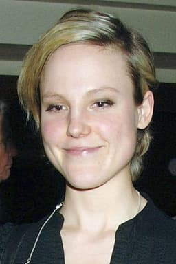Lydia Fox